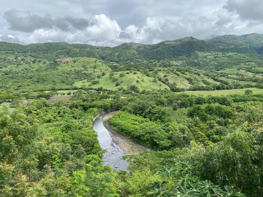 Finca Campestre Con Hermosa Vista Anapoima Eksteriør billede